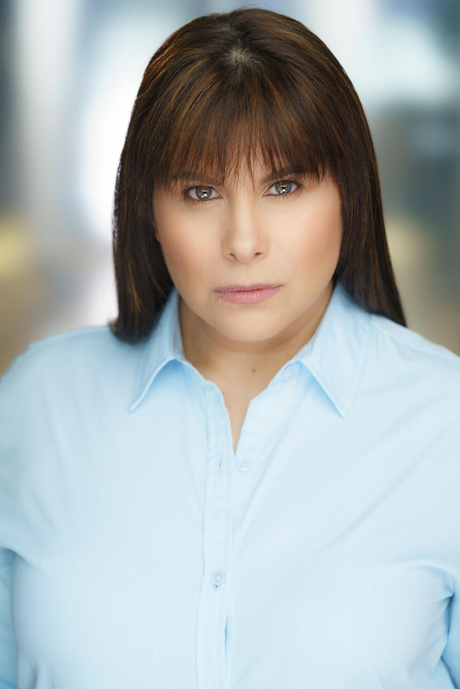 Rebecca Tennison acting headshot