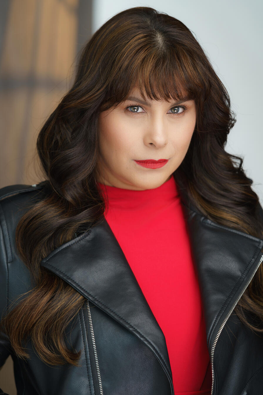 Rebecca Tennison acting headshot